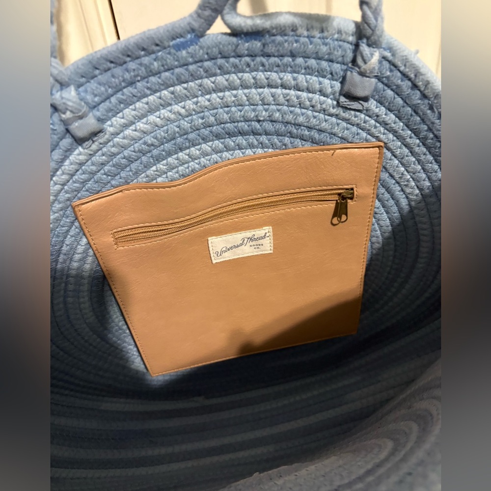 Universal Thread Light Blue Circular Shoulder Bag - image 3